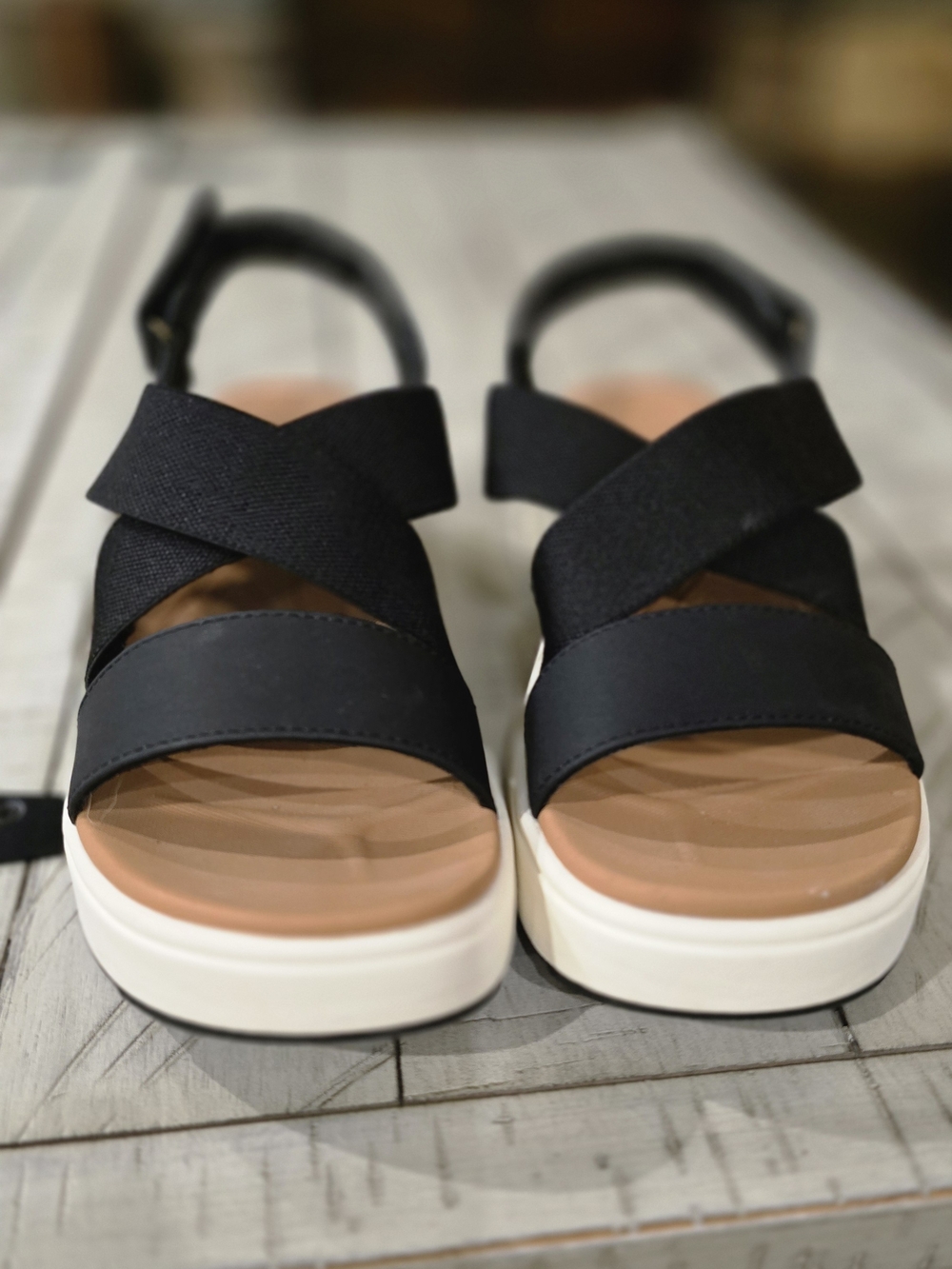 Women’s Black Crisscross Platform Sandals with Cushioned Footbed